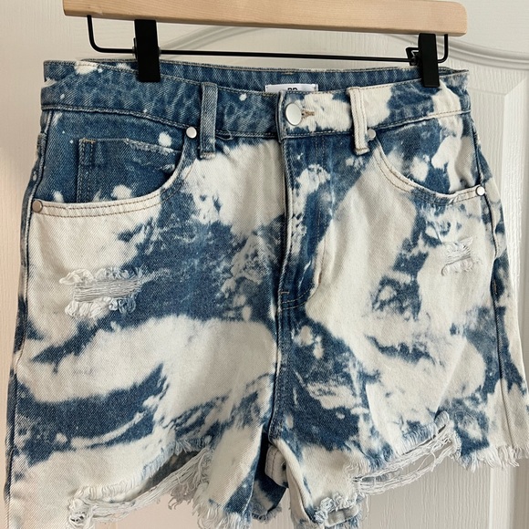 BP Denim Jean Shorts Blue Bleached Washed Distressed SZ 28 - Picture 1 of 3